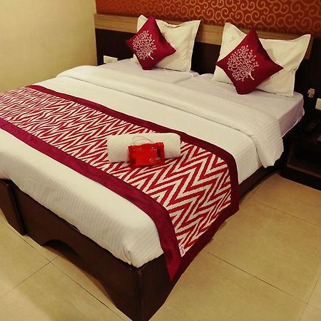 Oyo Rooms Yerwada Chowk 푸네 외부 사진