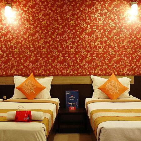 Oyo Rooms Yerwada Chowk 푸네 외부 사진